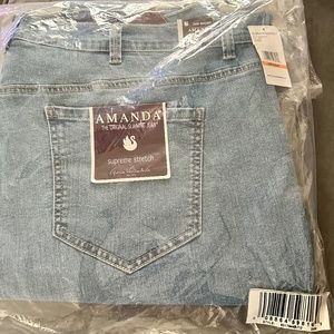 Plus Size Gloria Vanderbilt Amanda Classic Jeans [24W Callisto Short]